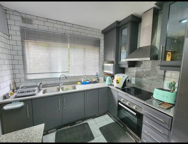 3 BEDROOM APARTMENT FOR SALE IN MALVERN